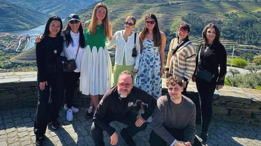 Multigenerational family on a private tour in the Douro