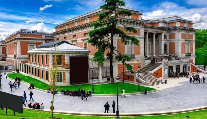 Museu del Prado exterior