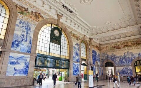 Interior estação trem São Bento