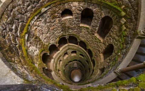 Poço Iniciático Quinta da Regaleira em Sintra - Living Private Tours